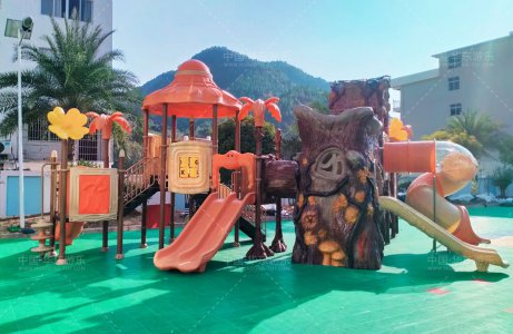 江(jiang)西省上饒市(shi)臨湖(hú)中(zhong)心幼兒園